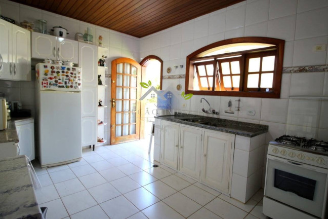 Imagem Casa com 3 Quartos à Venda, 240 m² em Vila Nova Suíça - Campos Do Jordão