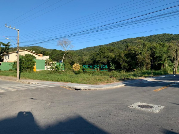 Imagem Terreno à Venda, 400 m² em Bombas - Bombinhas Imagem Terreno à Venda, 400 m² em Bombas - Bombinhas
