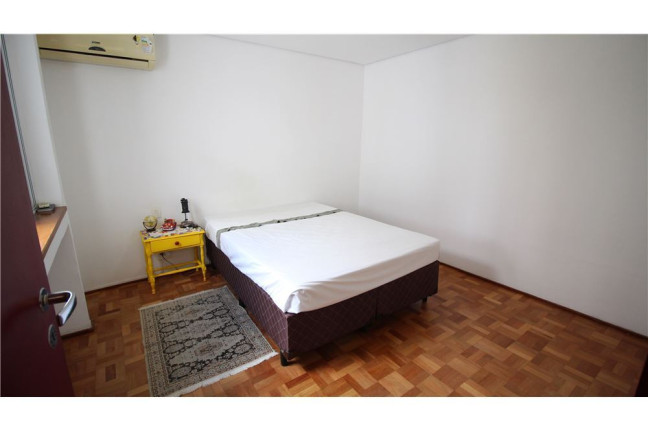 Imagem Casa com 2 Quartos à Venda, em Chácara Santo Antônio (zona Sul) - São Paulo Imagem Casa com 2 Quartos à Venda, em Chácara Santo Antônio (zona Sul) - São Paulo