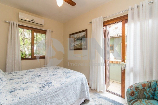 Imagem Imóvel com 3 Quartos à Venda, 240 m² em Ipanema - Porto Alegre