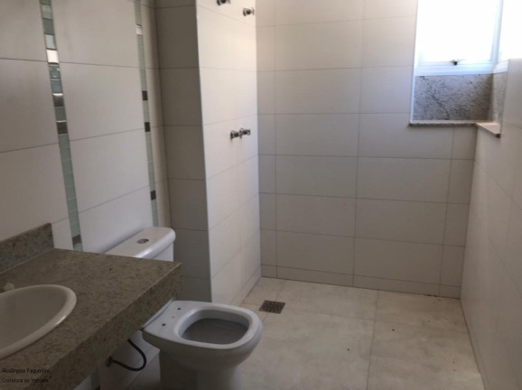 Imagem Apartamento com 4 Quartos à Venda, 130 m² em Centro - Poços De Caldas
