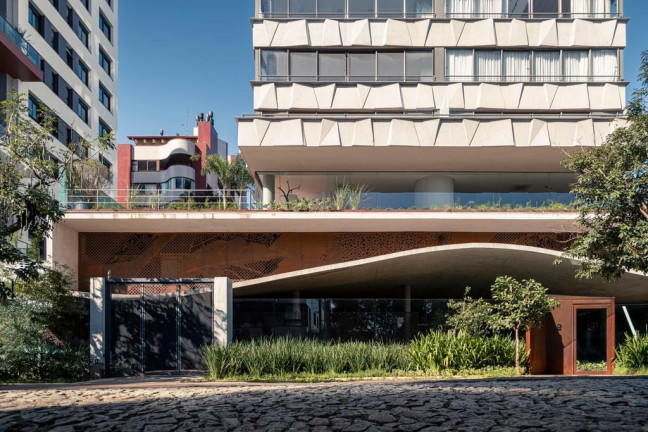 Imagem Apartamento com 3 Quartos à Venda, 160 m² em Petrópolis - Porto Alegre Imagem Apartamento com 3 Quartos à Venda, 160 m² em Petrópolis - Porto Alegre