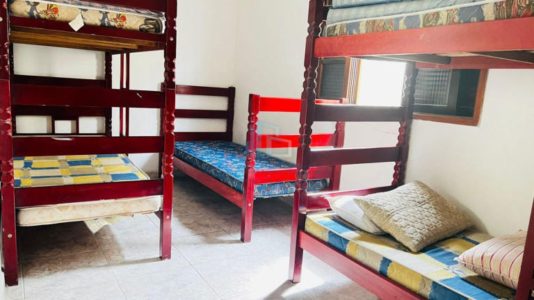 Imagem Casa com 3 Quartos à Venda, em Maracanã - Praia Grande Imagem Casa com 3 Quartos à Venda, em Maracanã - Praia Grande