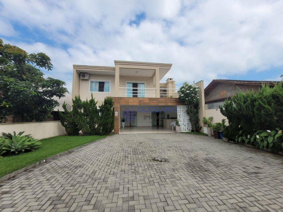 Imagem Sobrado com 4 Quartos à Venda, 233 m² em Armação - Penha