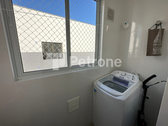 Imagem Apartamento com 2 Quartos à Venda, 61 m² em Palmas - Governador Celso Ramos