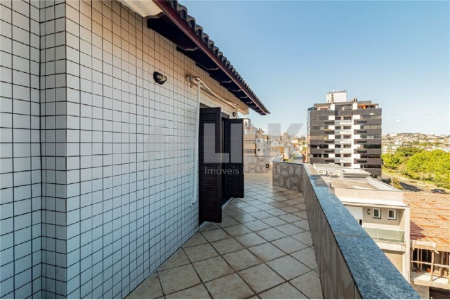 Imagem Imóvel com 2 Quartos à Venda, 187 m² em Jardim Itu - Porto Alegre Imagem Imóvel com 2 Quartos à Venda, 187 m² em Jardim Itu - Porto Alegre