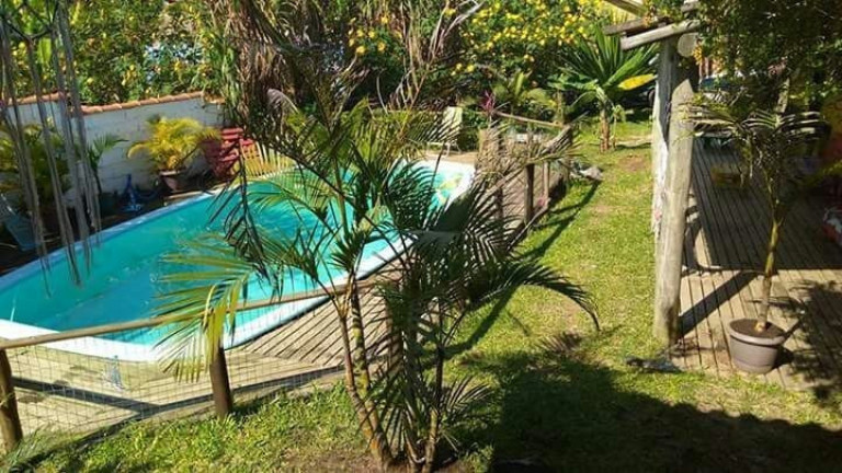 Imagem Imóvel com 6 Quartos à Venda, 250 m² em Praia Do Rosa - Imbituba Imagem Imóvel com 6 Quartos à Venda, 250 m² em Praia Do Rosa - Imbituba