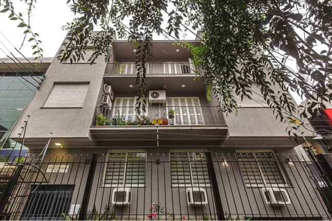 Imagem Apartamento com 2 Quartos à Venda, 78 m² em Moinhos De Vento - Porto Alegre