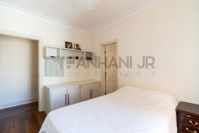 Imagem Imóvel com 3 Quartos à Venda, 261 m² em Itaim Bibi - São Paulo Imagem Imóvel com 3 Quartos à Venda, 261 m² em Itaim Bibi - São Paulo
