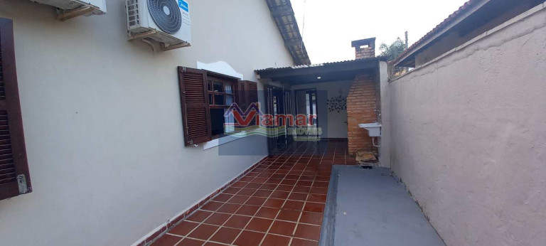 Imagem Casa com 3 Quartos à Venda, 200 m² em Enseada - Guarujá Imagem Casa com 3 Quartos à Venda, 200 m² em Enseada - Guarujá