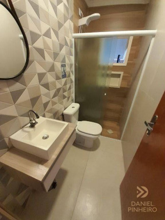 Imagem Sobrado com 4 Quartos à Venda, 115 m² em Vila Guilhermina - Praia Grande