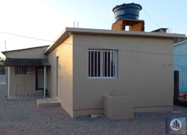 Imagem Casa com 2 Quartos à Venda, 86 m² em Três Vendas - Pelotas Imagem Casa com 2 Quartos à Venda, 86 m² em Três Vendas - Pelotas