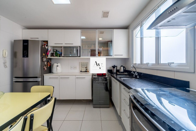 Imagem Apartamento com 3 Quartos à Venda, 141 m² em Jardim Europa - Porto Alegre