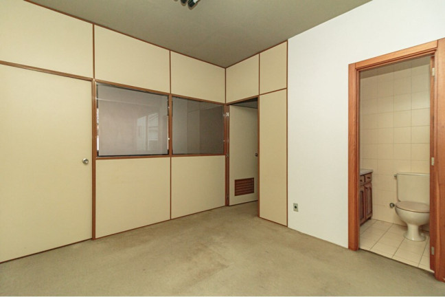 Imagem Sala Comercial à Venda, 47 m² em Petrópolis - Porto Alegre Imagem Sala Comercial à Venda, 47 m² em Petrópolis - Porto Alegre