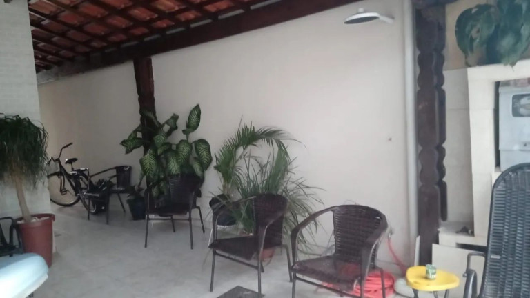 Imagem Imóvel com 2 Quartos à Venda, 59 m² em Princesa - Praia Grande Imagem Imóvel com 2 Quartos à Venda, 59 m² em Princesa - Praia Grande