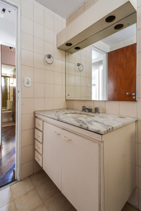 Imagem Apartamento com 3 Quartos à Venda, 105 m² em Moema - São Paulo