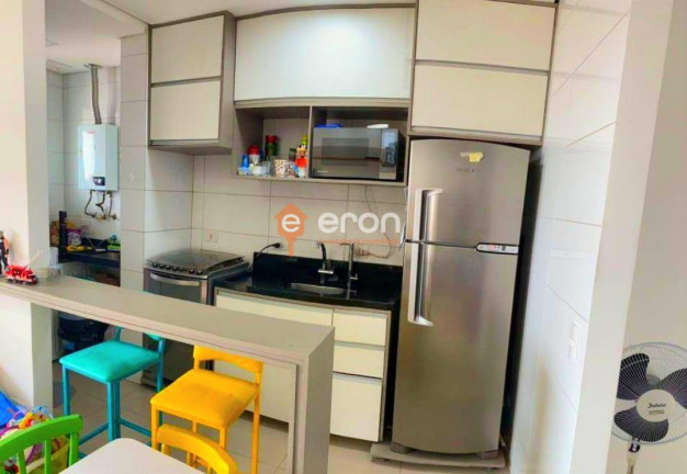 Imagem Apartamento com 2 Quartos à Venda, 70 m²