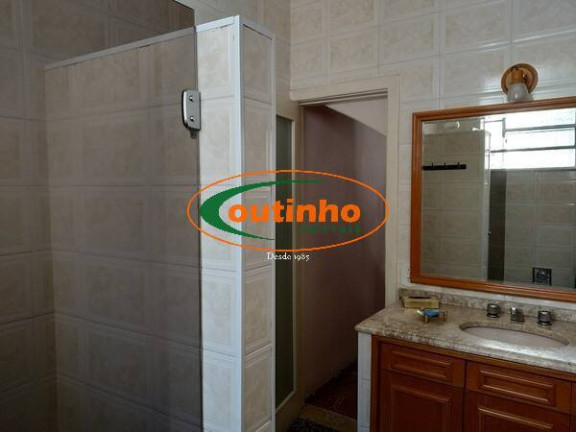 Imagem Casa com 6 Quartos à Venda, 356 m² em Grajaú - Rio De Janeiro Imagem Casa com 6 Quartos à Venda, 356 m² em Grajaú - Rio De Janeiro
