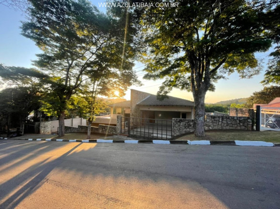 Imagem Casa com 3 Quartos à Venda, 450 m² em Condominio Flamboyant - Atibaia