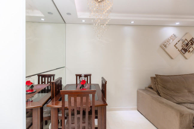 Imagem Casa com 2 Quartos à Venda, 66 m² em Vila Carmosina - São Paulo Imagem Casa com 2 Quartos à Venda, 66 m² em Vila Carmosina - São Paulo