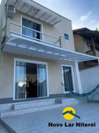 Casa com 3 Quartos à Venda, 135 m² em Itaipu - Niterói