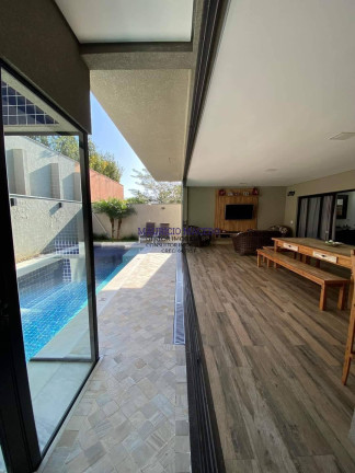 Imagem Casa com 5 Quartos à Venda, 450 m² em Alphaville - Santana De Parnaíba Imagem Casa com 5 Quartos à Venda, 450 m² em Alphaville - Santana De Parnaíba