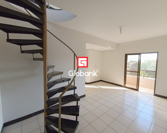 Imóvel com 4 Quartos para Alugar, 545 m² em Jardim Panorama - Montes Claros