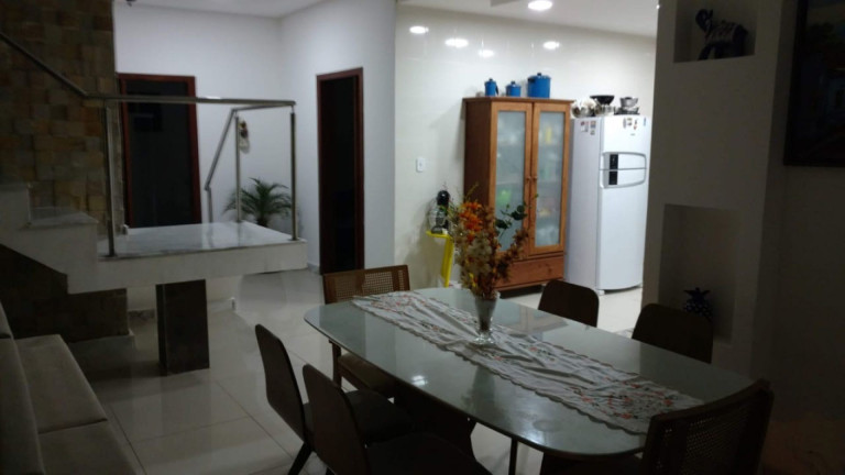 Imagem Casa com 6 Quartos à Venda, 448 m² em Zona De Expansão (mosqueiro) - Aracaju