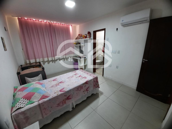 Imagem Casa com 4 Quartos à Venda, 292 m² em Sapiranga - Fortaleza