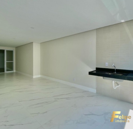 Imagem Imóvel com 3 Quartos à Venda, 130 m² em Centro - Guarapari