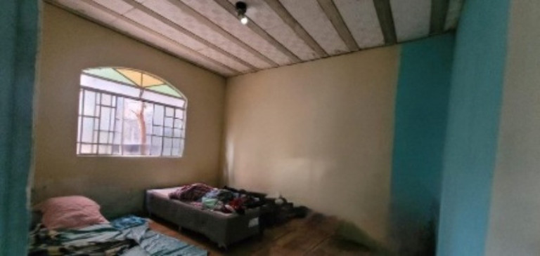 Imagem Casa com 2 Quartos à Venda, 200 m² em Industrial São Luiz - Contagem