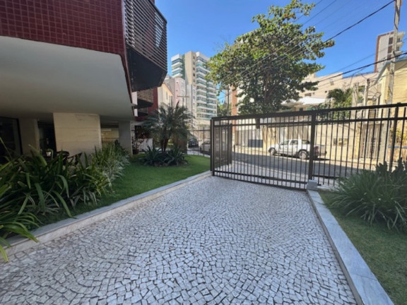 Imagem Imóvel com 4 Quartos à Venda, 225 m² em Barra - Salvador Imagem Imóvel com 4 Quartos à Venda, 225 m² em Barra - Salvador