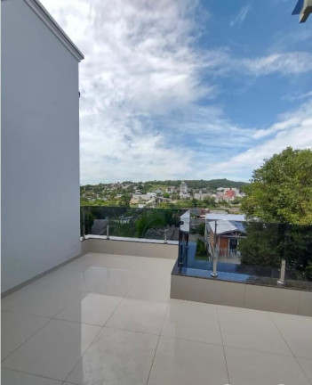 Imagem Casa com 3 Quartos à Venda, 500 m² em Guarujá - Parobé Imagem Casa com 3 Quartos à Venda, 500 m² em Guarujá - Parobé