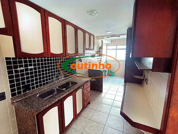 Imagem Apartamento com 3 Quartos à Venda, 100 m² em Vila Isabel - Rio De Janeiro Imagem Apartamento com 3 Quartos à Venda, 100 m² em Vila Isabel - Rio De Janeiro