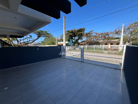 Imagem Casa com 3 Quartos à Venda, 90 m² em Barra Do Sai - Itapoá