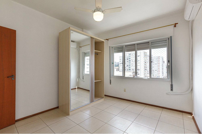Imagem Apartamento com 2 Quartos à Venda, 68 m² em Santana - Porto Alegre Imagem Apartamento com 2 Quartos à Venda, 68 m² em Santana - Porto Alegre