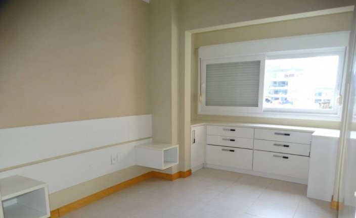 Imagem Apartamento com 3 Quartos à Venda, 150 m² em Centro - Capão Da Canoa