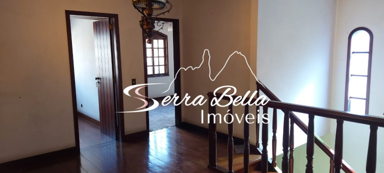 Imagem Casa com 3 Quartos para Alugar, 250 m² em Várzea - Teresópolis