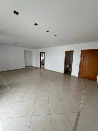 Imagem Apartamento com 3 Quartos à Venda, 270 m² em Quilombo - Cuiabá