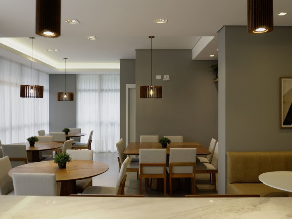 Imagem Apartamento com 3 Quartos à Venda, 109 m² em Mercês - Curitiba