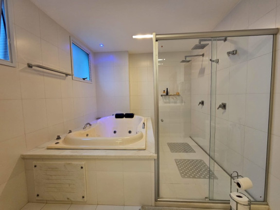 Imagem Imóvel com 4 Quartos à Venda, 305 m² em Barra - Salvador Imagem Imóvel com 4 Quartos à Venda, 305 m² em Barra - Salvador