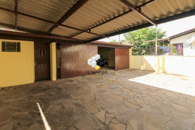 Imagem Casa com 7 Quartos à Venda, 330 m² em Nonoai - Porto Alegre Imagem Casa com 7 Quartos à Venda, 330 m² em Nonoai - Porto Alegre