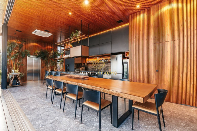 Imagem Casa com 4 Quartos à Venda, 600 m² em Residencial Mendanha - Goiânia Imagem Casa com 4 Quartos à Venda, 600 m² em Residencial Mendanha - Goiânia