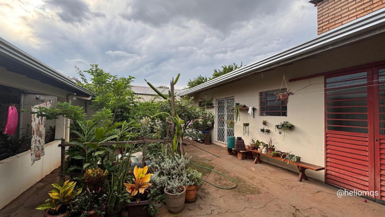 Imagem Casa com 3 Quartos à Venda, 146 m² em Vila Nasser - Campo Grande Imagem Casa com 3 Quartos à Venda, 146 m² em Vila Nasser - Campo Grande