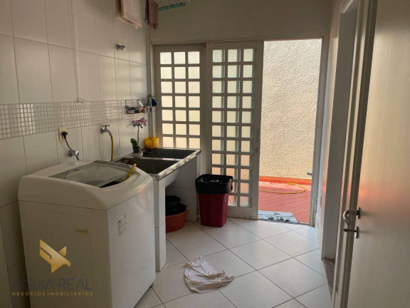 Imagem Casa com 3 Quartos à Venda, 623 m² em Jardim Bela Vista - Campo Grande Imagem Casa com 3 Quartos à Venda, 623 m² em Jardim Bela Vista - Campo Grande