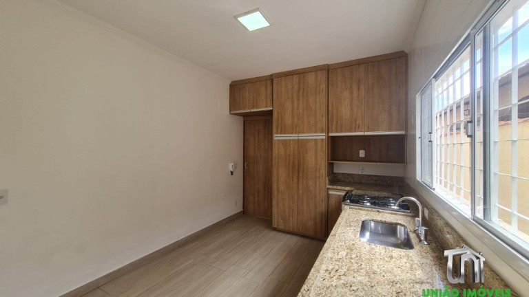Imagem Casa com 3 Quartos para Alugar, 132 m² em Aparecida - Bragança Paulista