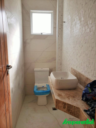 Imagem Casa com 4 Quartos à Venda, 240 m² em Campo Grande - Santos
