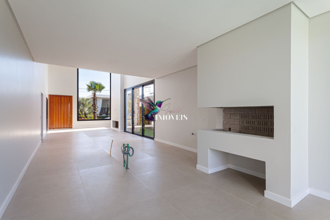 Imagem Casa de Condomínio com 3 Quartos à Venda, 256 m² em Centenário - Torres