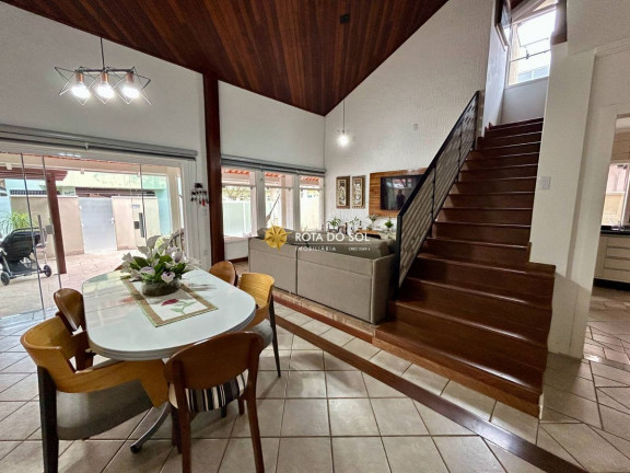 Imagem Casa com 3 Quartos à Venda, 171 m² em Balneário Perequê - Porto Belo