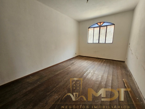 Imagem Casa com 4 Quartos à Venda, 232 m² em Copacabana - Belo Horizonte Imagem Casa com 4 Quartos à Venda, 232 m² em Copacabana - Belo Horizonte